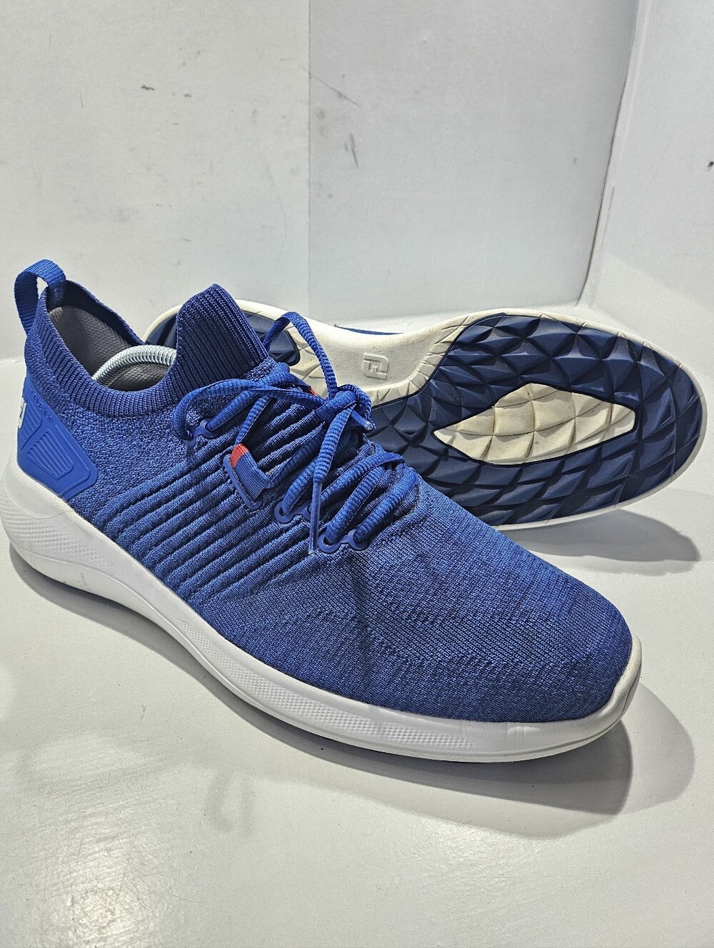 FOOTJOY FJ FLEX XP MEN'S KNIT SPIKELESS GOLF SHOE SIZE 10 BLUE 56268